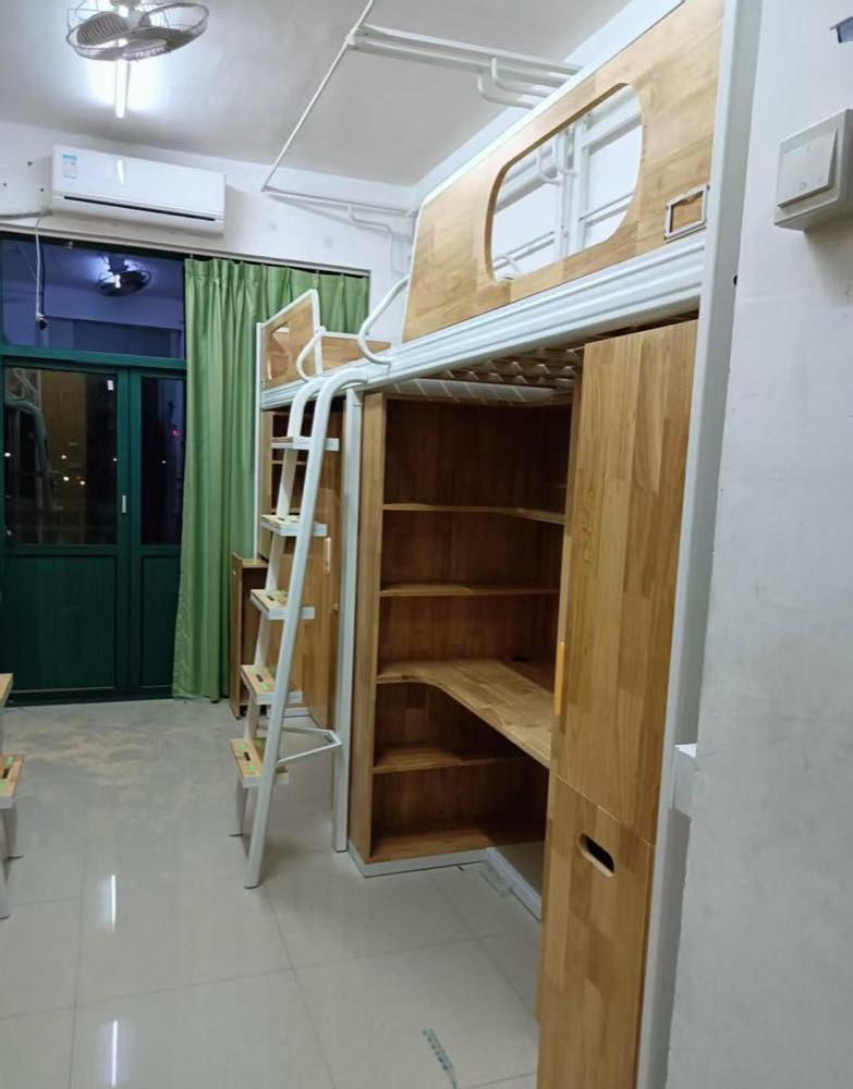Quadruple room at ZJUT Pingfeng Campus